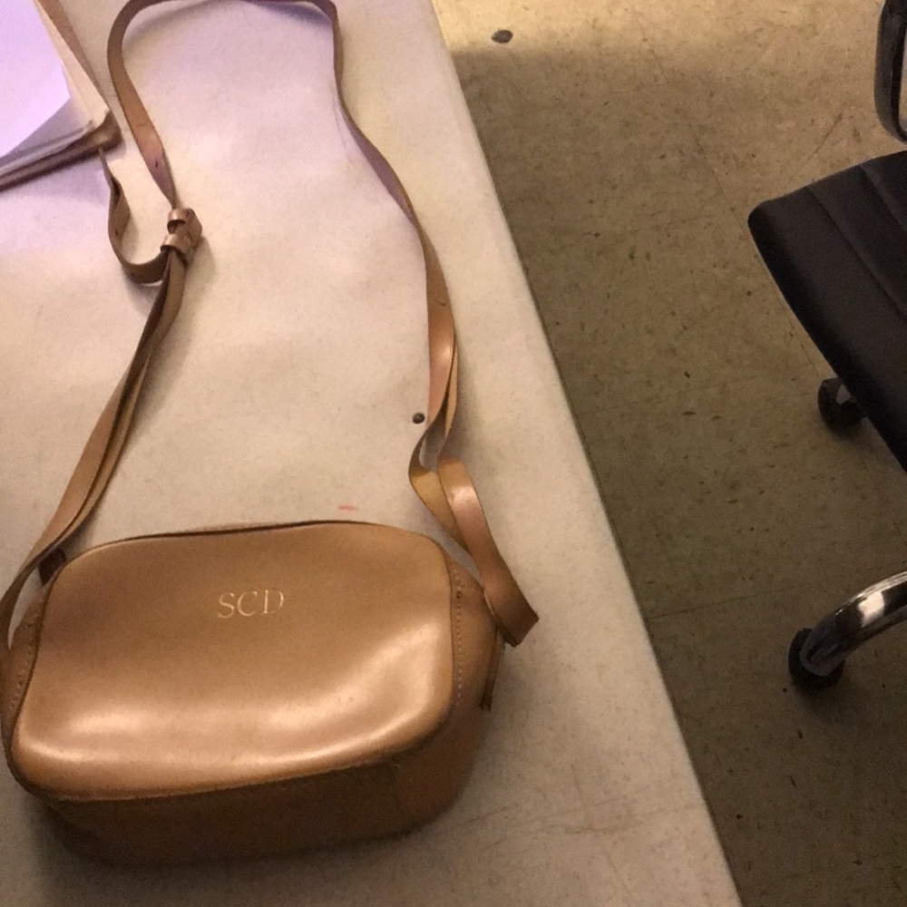 Purse - Picture 2 of 3